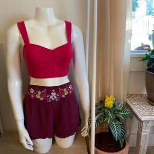 💐 mossimo burgundy flower-embroidered shorts 💐